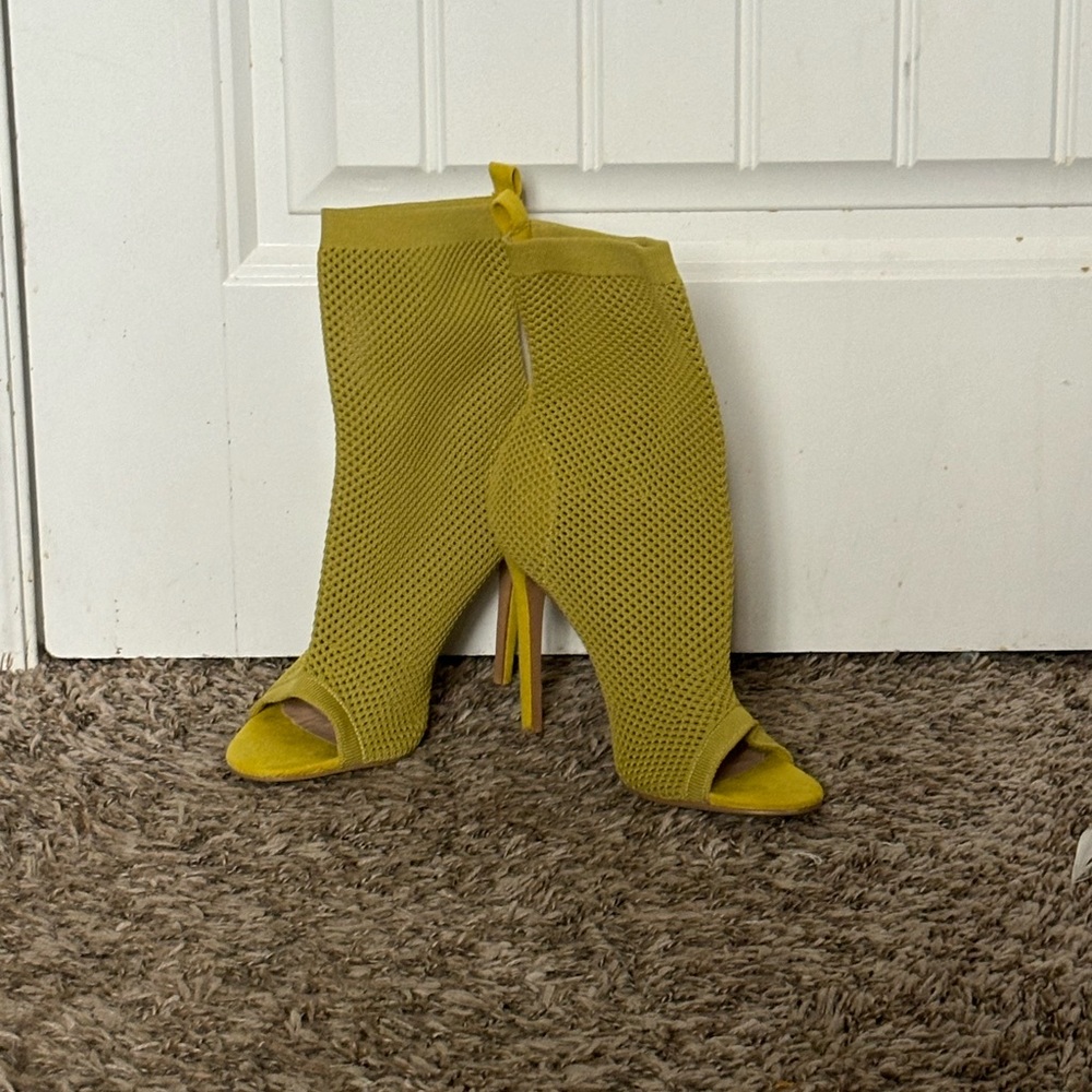 Size 9 shoes